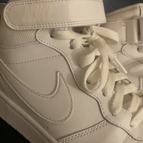 Nike Boys Air Force 1 High Tops - Picture 1 of 5